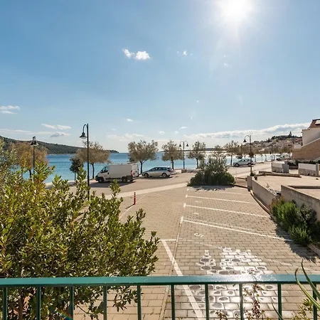 Beachfront Sisa Appartement