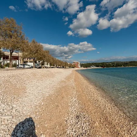 Beachfront Sisa Primošten