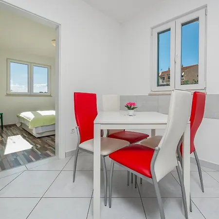 Appartement Beachfront Sisa