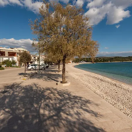 Appartamento Beachfront Sisa Primošten