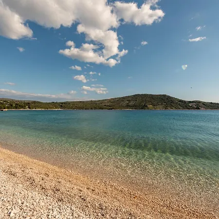 Beachfront Sisa Primošten