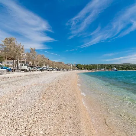 Beachfront Sisa Appartement