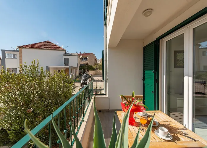 Appartement Beachfront Sisa *