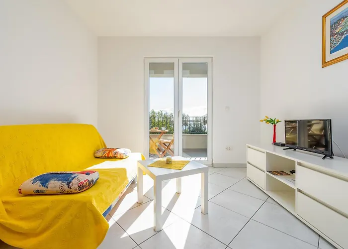 Beachfront Sisa Appartement Primošten