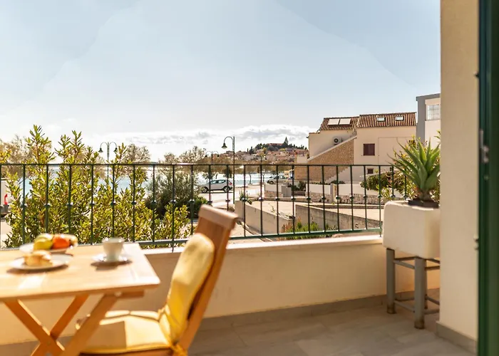 Beachfront Sisa Appartement