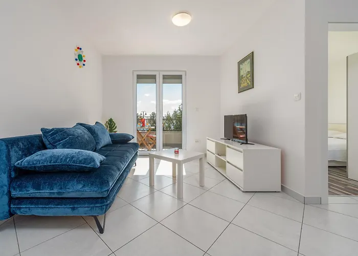 Beachfront Sisa * Primošten