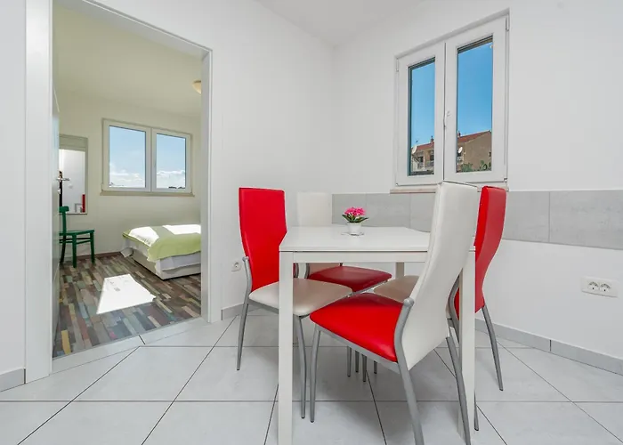 Appartement Beachfront Sisa