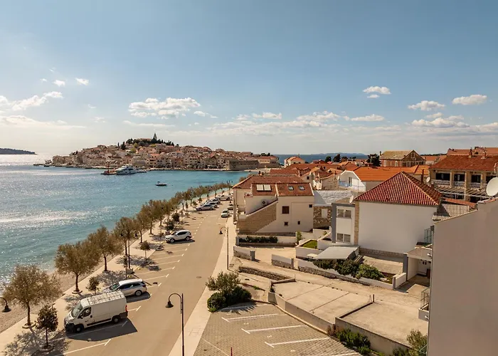 Beachfront Sisa 아파트 *